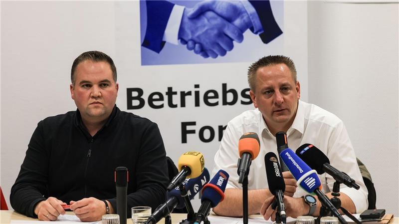 Ford-Belegschaft macht Weg frei für Sparkurs Die Gewerkschafter David Lüdtke (links) und Benjamin Gruschka (Archivbild)