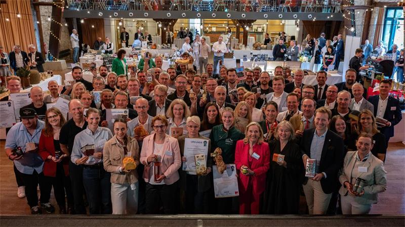 Die Gewinner dürfen ihre Produkte mit der Auszeichnung „Kulinarischer Botschafter 2026/27“ schmücken. 