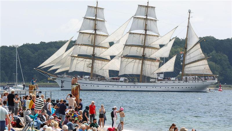 Work & Travel: Mit der „Gorch Fock“ nach Amerika Die „Gorch Fock“ geht auf Reise und soll dabei auch Nachwuchs werben. (Archivbild)