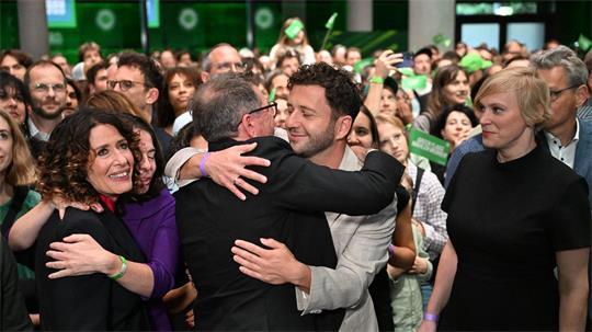 Die Grünen setzen nach der Berlin-Wahl auf eine Koalition mit Linke und SPD. 