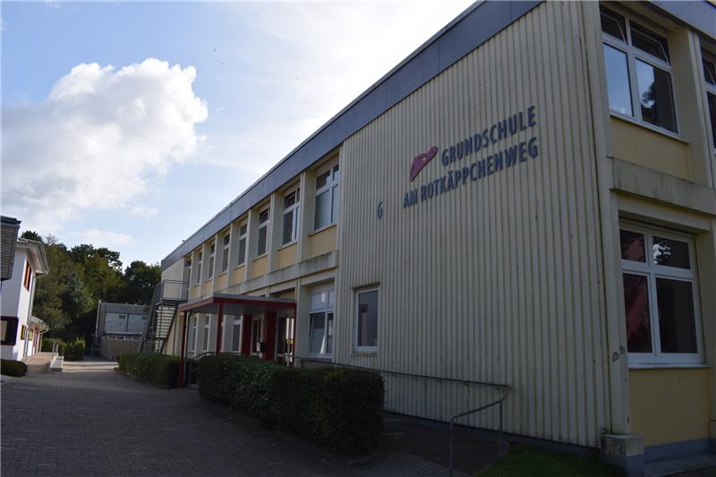 Die Grundschule Am Rotkäppchenweg  wächst zur größten Buxtehuder Grundschule an.  Foto: Wisser
