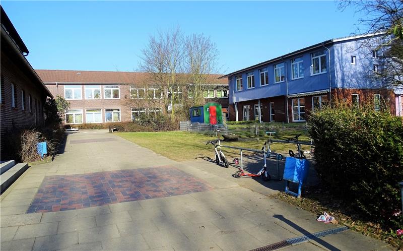 Die Grundschule an der Schulstraße ist zu klein geworden. Foto Lepél