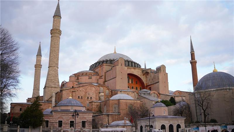 Die meistbesuchten Länder der Welt Die Hagia Sophia: Das im 6. Jahrhundert erbaute Wahrzeichen Istanbuls war ursprünglich eine christliche Kirche, dann bis in die 1930er Jahre ein muslimisches Gotteshaus. (Archivbild)