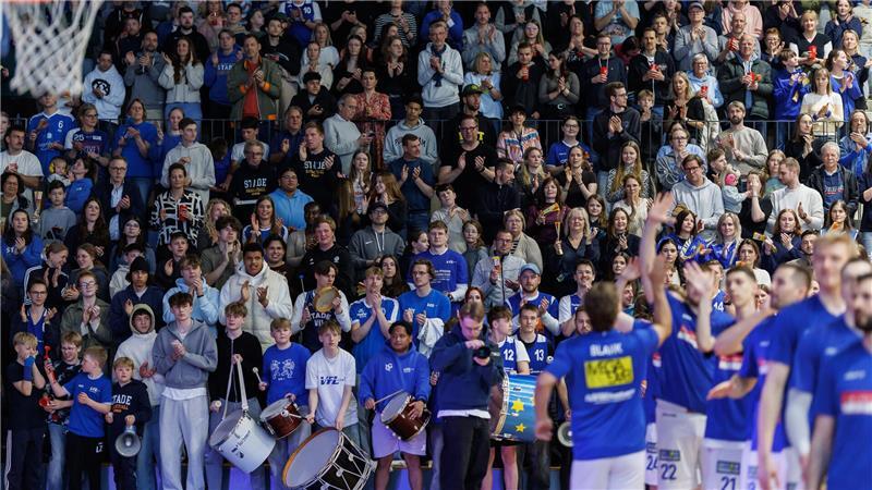 Stade verliert Titelkampf, setzt auf Weiterentwicklung und darf hoffen Die Halle war voll und die Fans haben die Stader stark unterstützt.