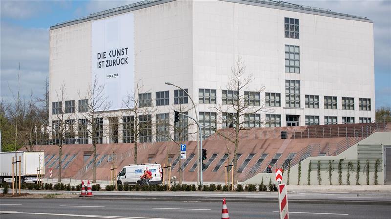 Die Hamburger Kunsthalle zeigt Mitte 2026 Arbeiten der japanisch-amerikanischen Künstlerin Carrie Yamaoka. (Archivbild)