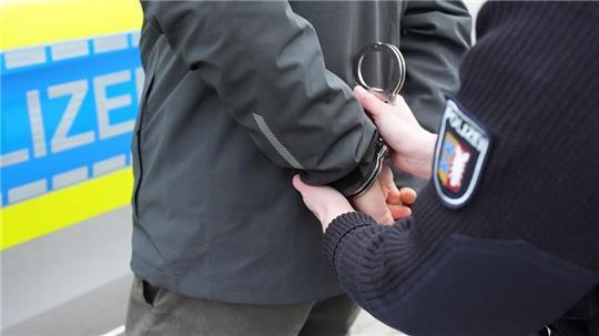 Die Hamburger Polizei hat einen mutmaßlichen Sexualstraftäter vorläufig festgenommen. (Symbolbild)