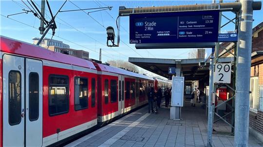 Die Hamburger S-Bahn wird jährlich von 280 Millionen Fahrgästen genutzt.