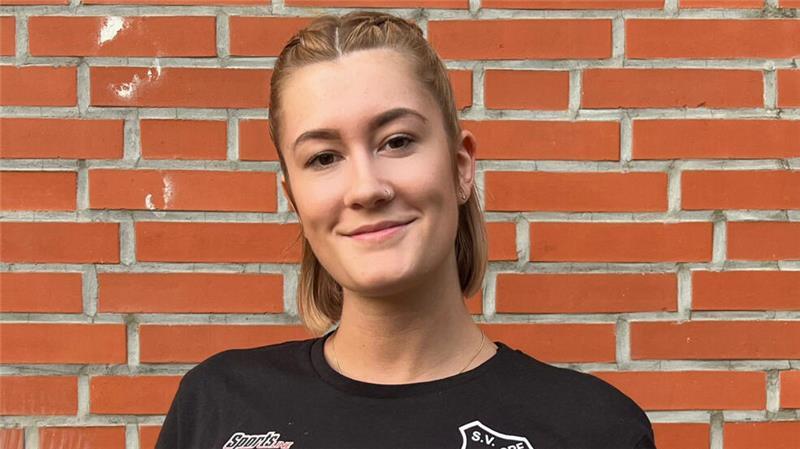 Die Handballerin Sina Kampmann vom SV Beckdorf II.
