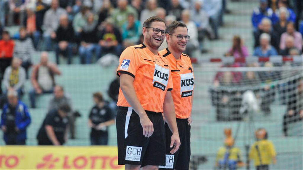 Die Handballerinnen des Buxtehuder SV haben ihren zweiten Saisonsieg im fünften ...