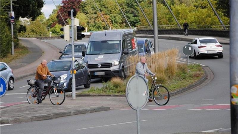 Zwei Brücken in Stade werden geprüft – Verkehr eingeschränkt Die Hansebrücke wird untersucht.
