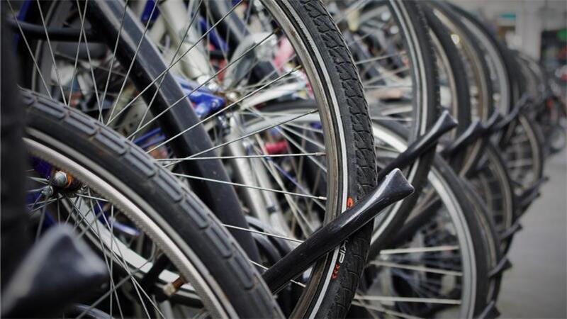 Buxtehude versteigert Fahrräder und Handys online Die Hansestadt Buxtehude versteigert Fahrräder und weitere Fundstücke.
