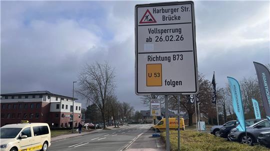 Die Harburger Straße in Stade ist am Donnerstag komplett gesperrt.