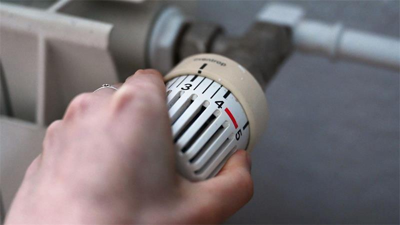 Klimaschutz: Mehr Haushalte wollen wieder privat investieren Die Heizung in Privathaushalten in Deutschland wird überwiegend noch mit Öl- und Gas betrieben. (Symbolbild)