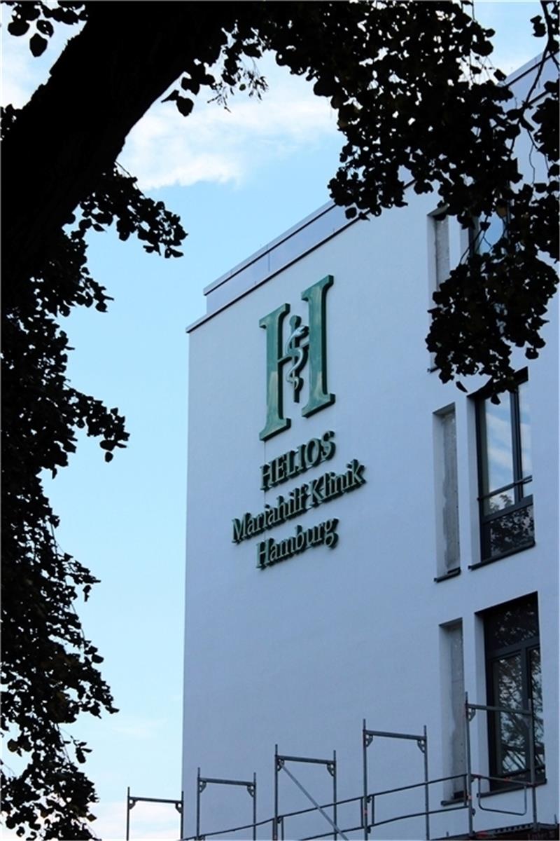 Die Helios Mariahilf Klinik an der Stader Straße in Harburg ist aufgrund von Personal- und Versorgungsfragen in die Schlagzeilen geraten.