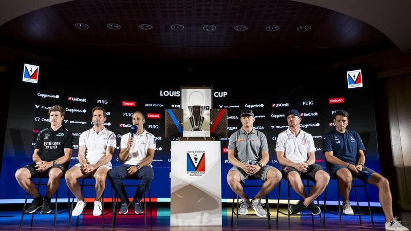 Italiens „Silberkugel“ dominiert Herausforder-Serie Die Herausforderer-Runde zum 37. America’s Cup findet vor Barcelona statt.
