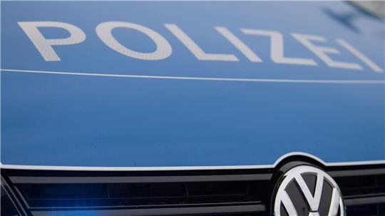 Brand in Lübeck: Polizei ermittelt wegen versuchten Mordes Die Hintergründe der Tat sind noch ungeklärt - die Mordkommission hat die Ermittlungen aufgenommen. (Symbolbild)