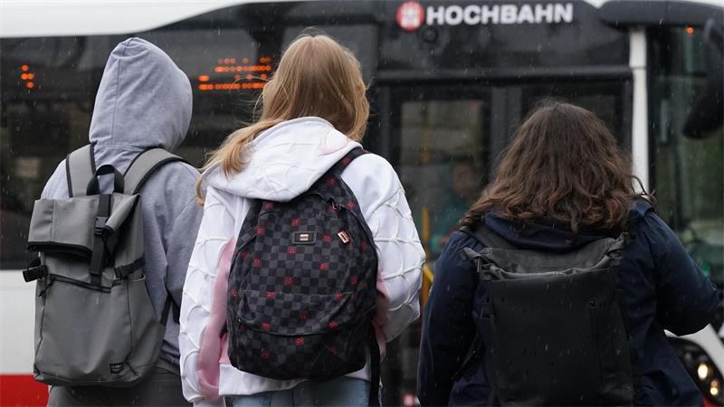 Hochbahn hat 2025 nahezu eine Milliarde Euro investiert Die Hochbahn will ihre Busflotte elektrifizieren. (Archivbild)