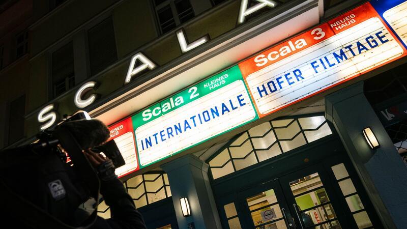 Hofer Filmtage vor dem Start Die Hofer Filmtage zählen zu den wichtigsten Filmfestivals im deutschsprachigen Raum.