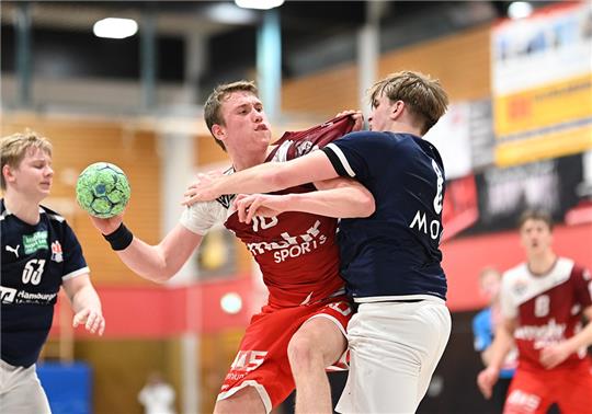 Die Horneburger, hier in der Bundesliga gegen den HSV, stehen im Final Four. Foto: Lobeca/Felix Schlikis
