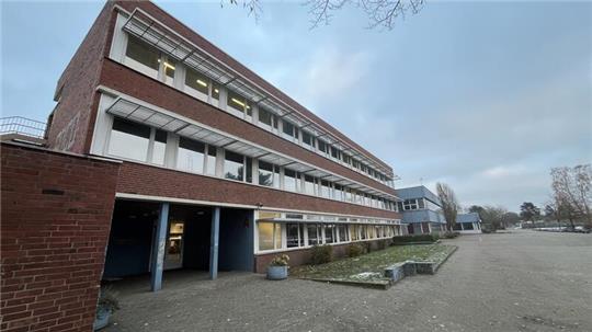 Die IGS Buxtehude gibt es seit 2011 in den Gebäuden des ehemaligen Schulzentrums Nord. Der Zustand der Gebäude ist schlecht.