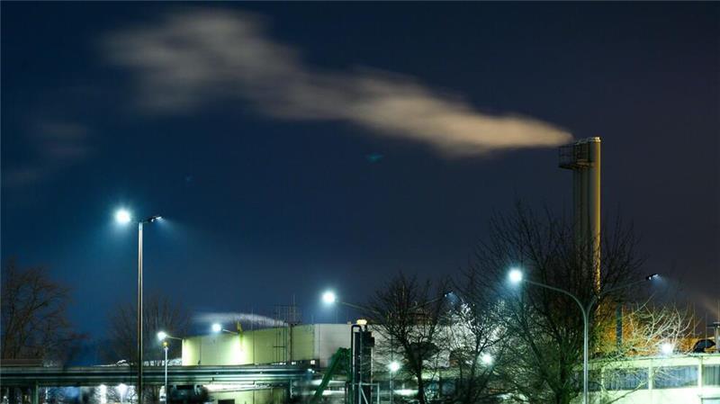 Die Industrie in Niedersachsen leidet weiter unter der schwachen Konjunktur. (Archivfoto)