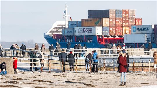 Die Industrieproduktion in Schleswig-Holstein ist in den ersten drei Quartalen 2025 zurückgegangen. (Symbolbild)