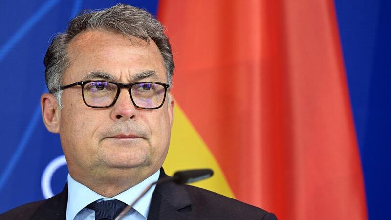 Bundesbank reduziert Wachstumsprognose für 2024 deutlich „Die Inflation in Deutschland ist auf dem Rückzug, aber für eine Entwarnung ist es noch zu früh“: Joachim Nagel.