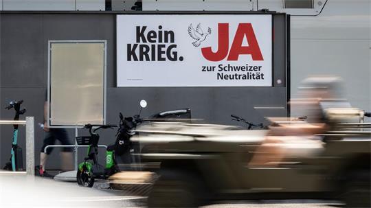 Die Initiative sollte eine striktere Neutralität in der Verfassung verankern. (Archivbild)