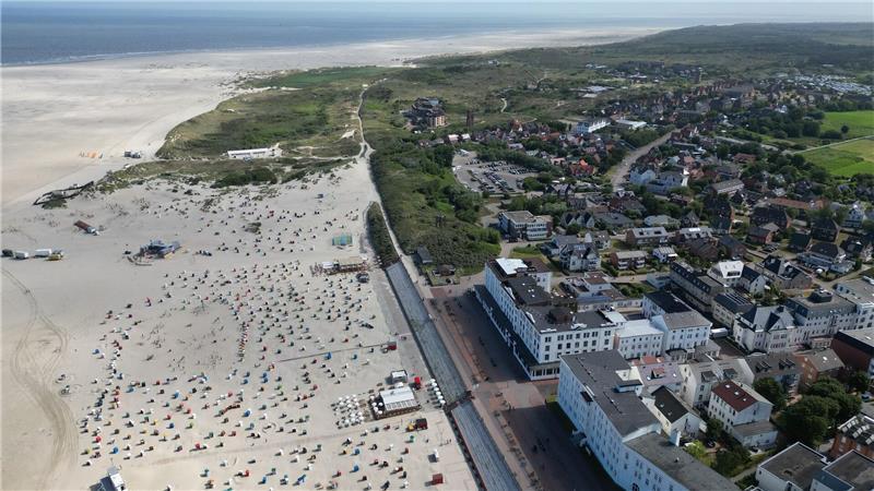 Protest gegen „Riesen-Klimakiller“ - EWE liefert Borkum-Gas Die Insel Borkum klagt zusammen mit Umweltschutzverbänden gegen die geplante Gasförderung.