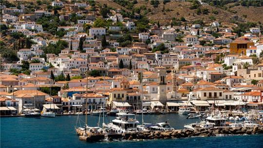 Die Insel Hydra liegt 65 Kilometer südwestlich von Athen. Der einzige Pinienwald der Insel brannte.