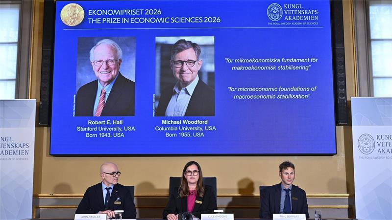 Gegen Auf und Ab der Wirtschaft: Nobelpreis für US-Forscher Die Jury spricht den Forschern wichtige Erkenntnisse etwa für die Geldpolitik zu.