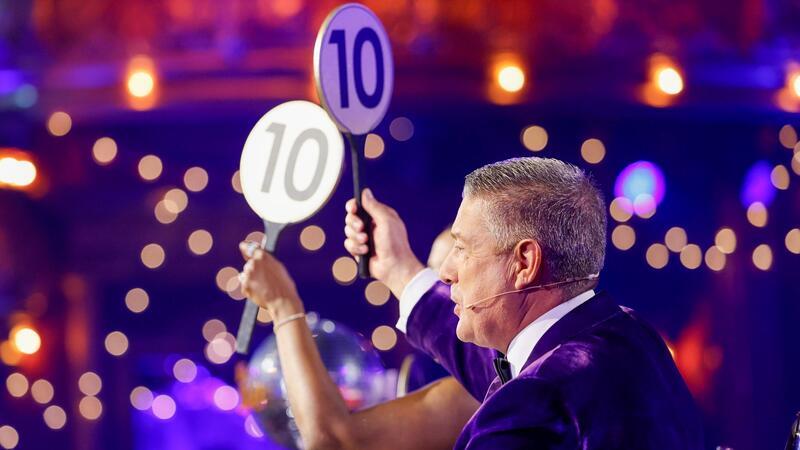 Raus mit „Moulin Rouge“: Lulu fliegt bei „Let’s Dance“ Die Jury um Joachim Llambi bewertete gleich vier von zehn Tänzen mit der höchstmöglichen Zahl von 30 Punkten.