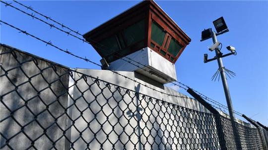Die Justizvollzugsanstalt Tegel gehört zu einem der größten Gefängnisse Deutschlands.