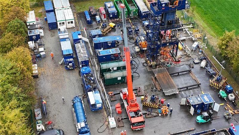 Die K12 in Ohrensen wurde kürzlich verschlossen. Hierfür benötigten die Profis jede Menge Geräte.