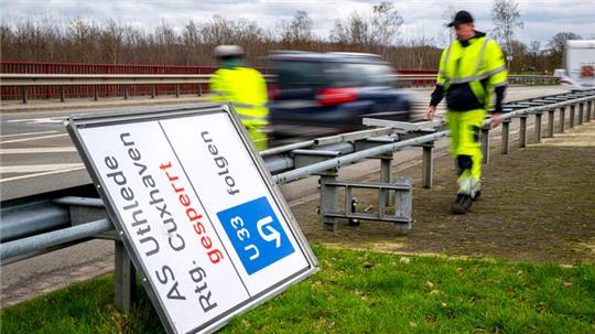 Die K48 im Kreis Cuxhaven wird im Zuge der A27-Sanierungsmaßnahmen am Sonnabend gesperrt.