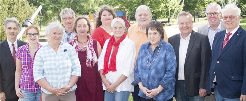 Die Kandidaten der Horneburger SPD für den Samtgemeinderat: Andreas Schlichtmann, Marie-Catin Höft, Hedda Meyer zu Hoberge, Harald von Thaden, Bianka Lange, Karin Ladiges, Kerstin Raschke, Udo Groening, Hannelore Kathenbach, Wilfried Ehlers