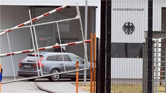 Die Karlsruher Behörde hatte die fünf Männer in und um Lübeck festnehmen lassen. 