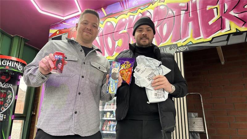 Die KioskBrothers wollen mit ihrem Automatenkiosk vor allem junge Menschen ansprechen.