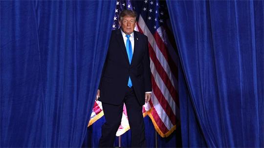Die Klage richtet sich gegen Trump und seine Regierung - der Vorwurf: Finanzierung von Wahlwerbung mit Steuergeldern. (Archivbild)