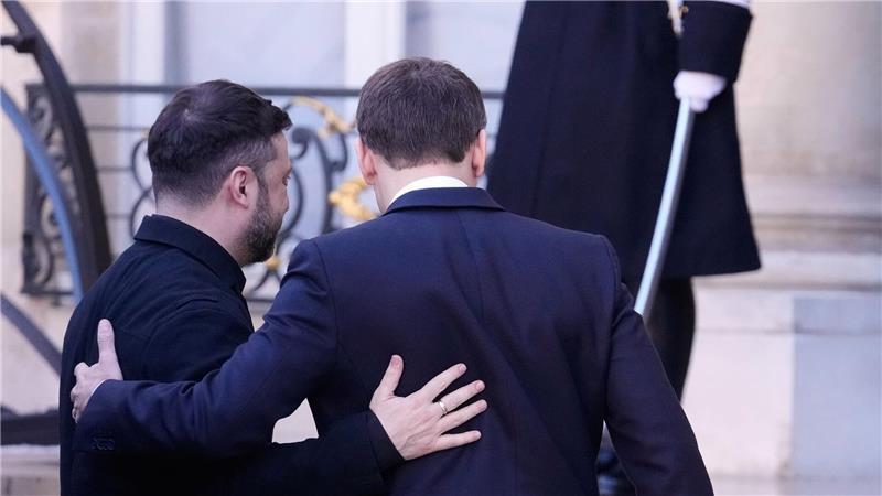 Die „Koalition der Willigen“ trifft den ukrainischen Präsidenten in Paris.