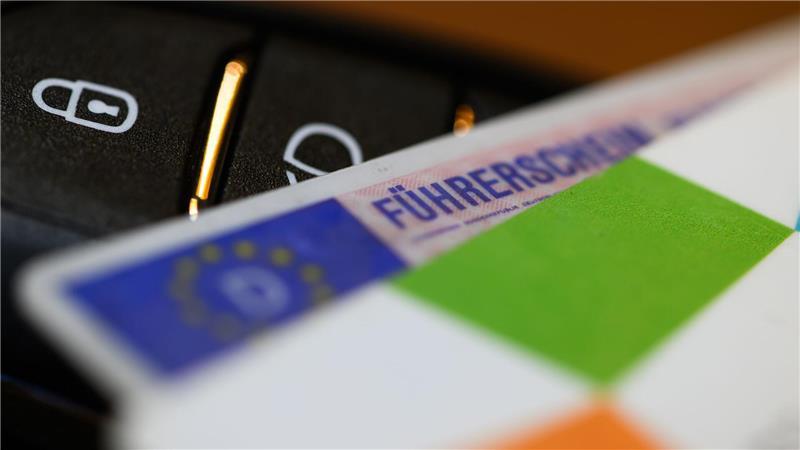 Die Kosten für den Führerschein sind in den vergangenen Jahren gestiegen. (Symbolbild) 