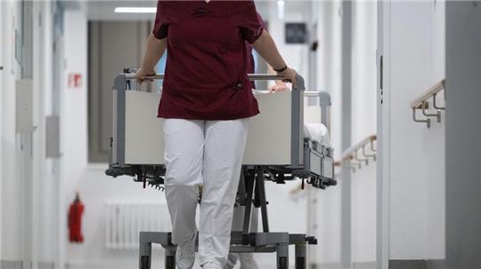Die Krankenhausreform soll Kliniken in Deutschland entlasten.