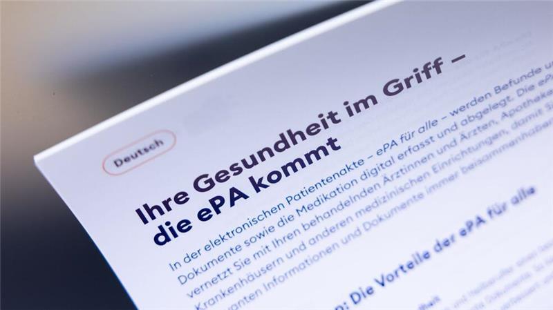 Datenschützer: Patienten können E-Akte widersprechen Die Krankenkassen müssen in den nächsten Tagen beginnen, für jeden Patienten, der nicht widersprochen hat, eine E-Akte anzulegen. (Symbolbild)