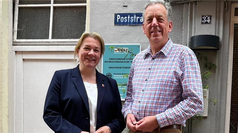 Die Kreis-Parteivorsitzende Melanie Reinecke und der Fraktionsvorsitzende Helmut Dammann-Tamke kandidieren auf Spitzenplätzen für die Kommunalwahl 2026.