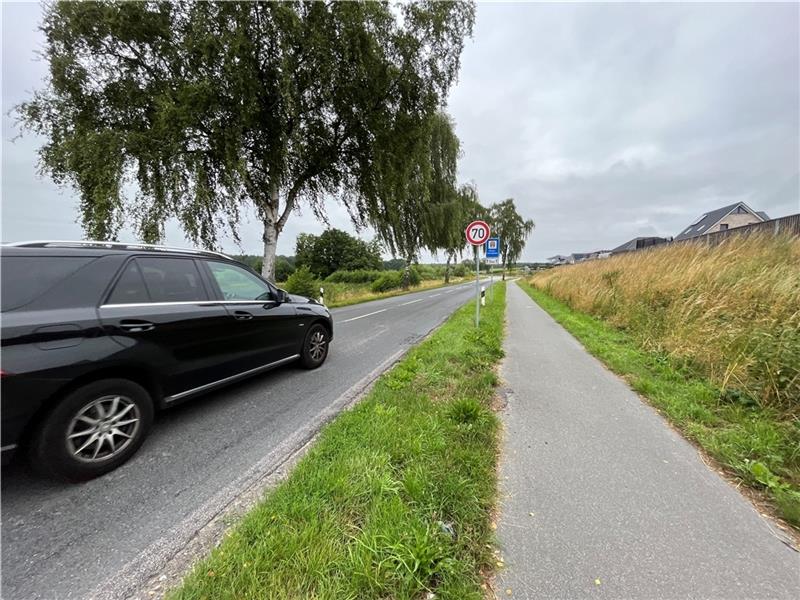 Die Kreisstraße K 44 zwischen Horneburg (Blumenthal) und dem Forstort Rüstje (Helmste) wird ab Montag saniert – unter Vollsperrung. Foto: Vasel