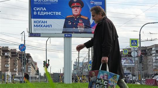 Die Kremlpartei Geeintes Russland erwartet nach dem Ausschluss der Oppositionspartei Jabloko erneut einen Sieg bei der Parlamentswahl. (Archivbild)