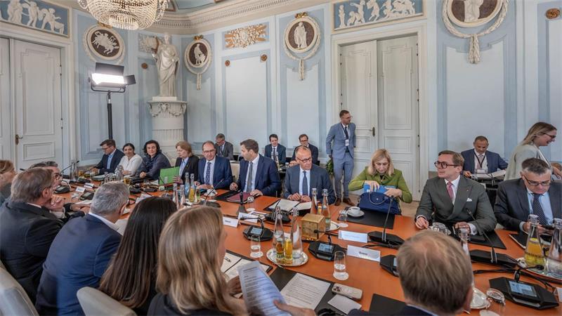 Bas stellt Einigung auf Attestpflicht ab erstem Tag infrage Die Kritik von Bas kommt kurz nach der Kabinettsklausur in Schloss Neuhardenberg. (Archivfoto)