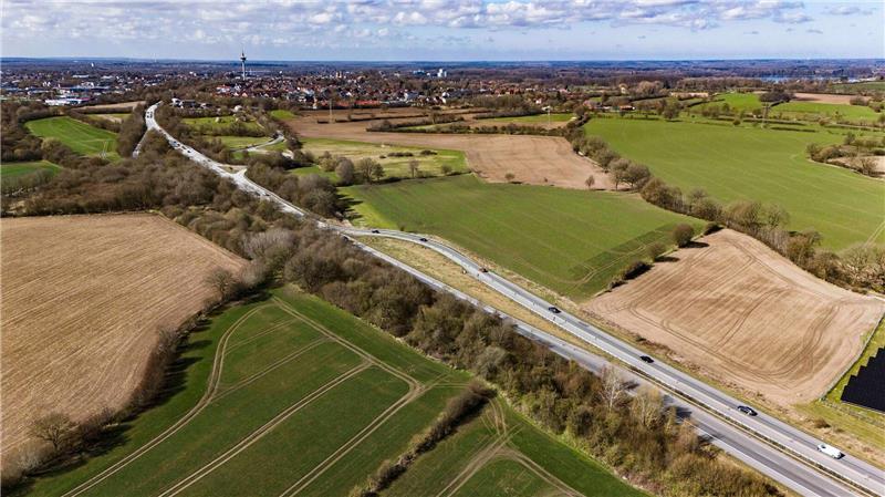 Die Küstenautobahn A20 soll von Schleswig-Holstein nach Niedersachsen weiter gebaut werden. (Archivfoto)