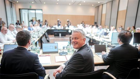Die Länder haben sich in Finanzfragen mit dem Bund auf eine Position verständigt.  
