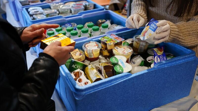 Tafel-Chef: Wegen Andrangs gibt es Wartelisten Die Lage der Tafeln in Deutschland hat sich verschärft.